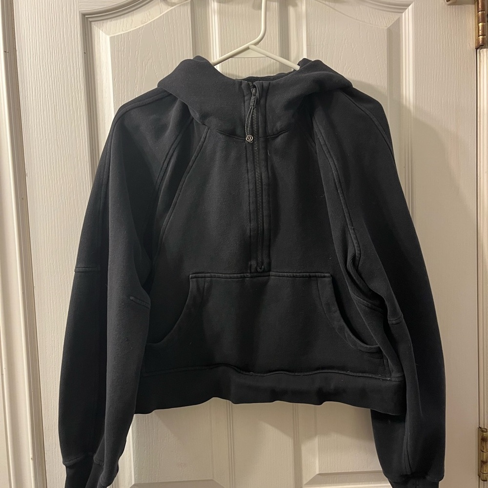 Lulu Lemon Cropped scuba
